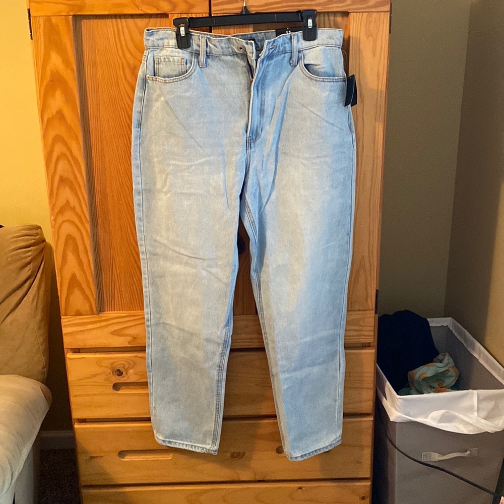 Fashion nova light wash mom jean- 11